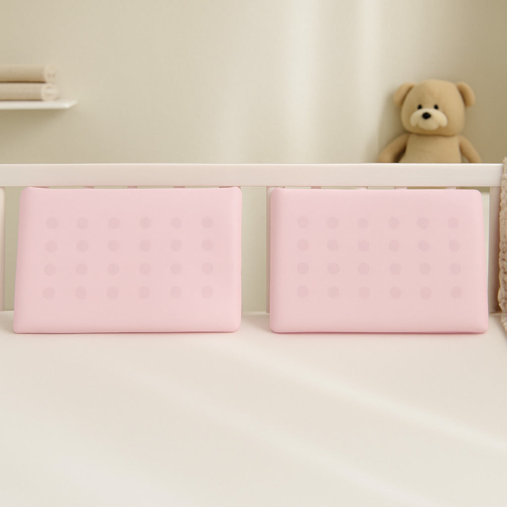 Kit 2 Travesseiros Bebê Antissufocantes e Antialérgicos – Conforto Respirável para o Berço